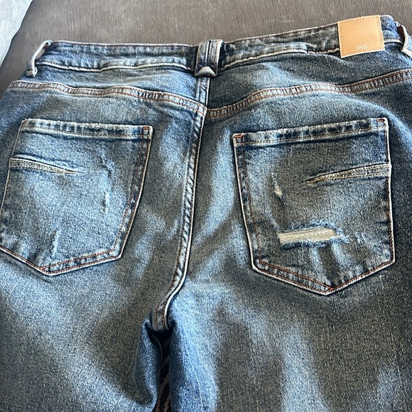 Low Rise Ripped Cuffed Up Jeans - Picture 7 of 8